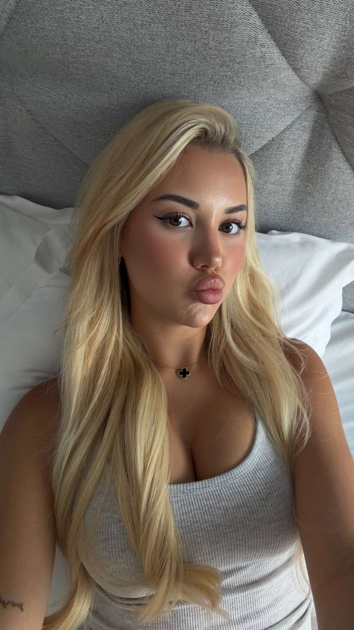 samantrasunny snapchat image archive image