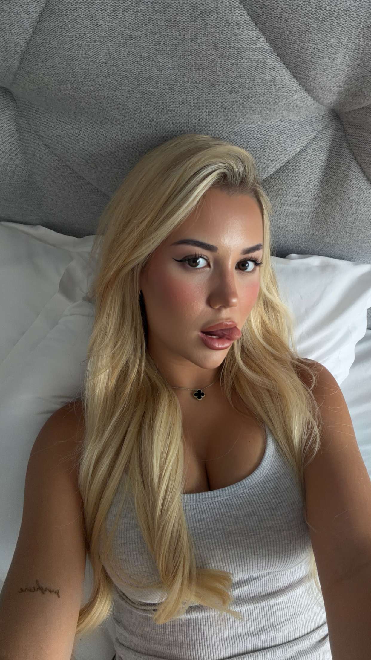 samantrasunny snapchat image archive image