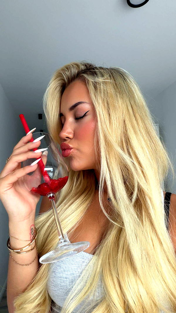 samantrasunny image ~ Altpins