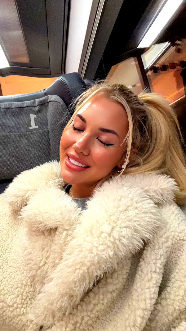 samantrasunny image ~ Altpins