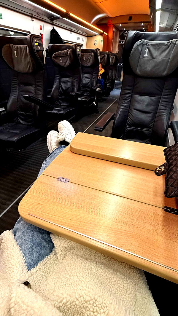 samantrasunny image ~ Altpins