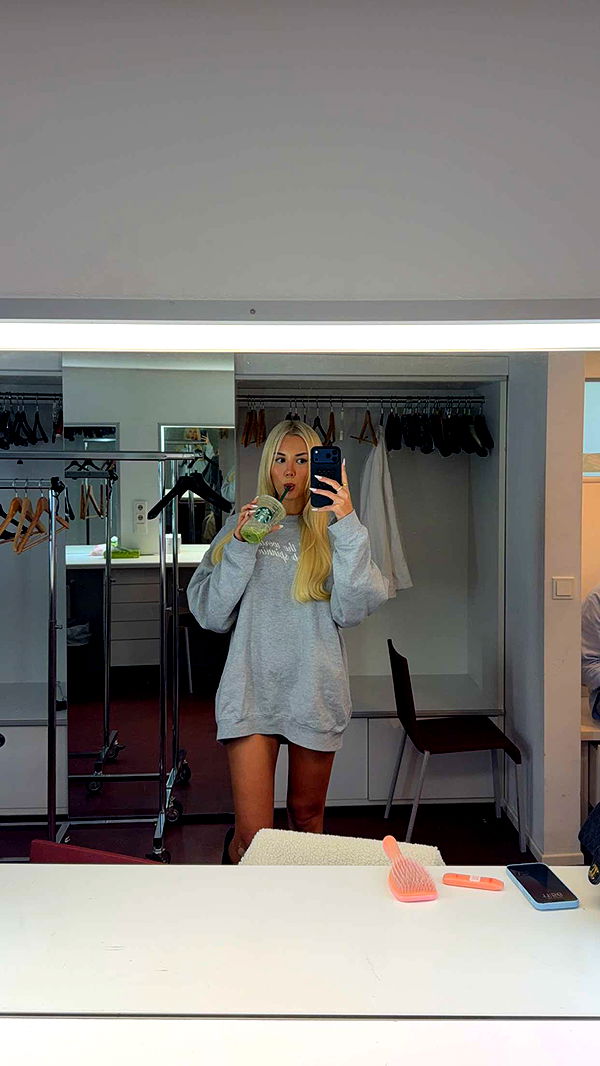 samantrasunny image ~ Altpins