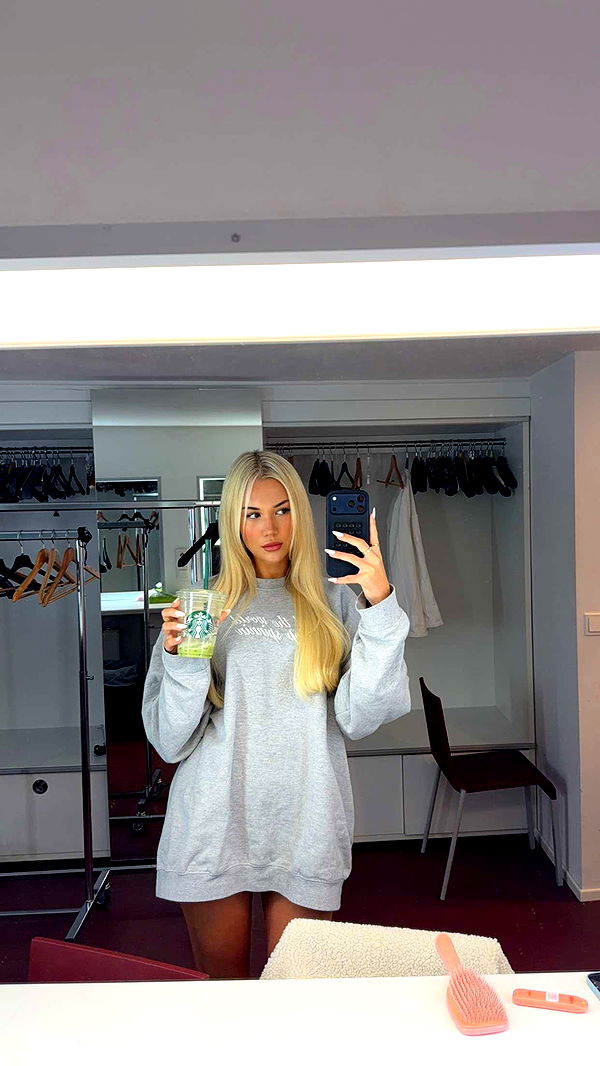 samantrasunny image ~ Altpins