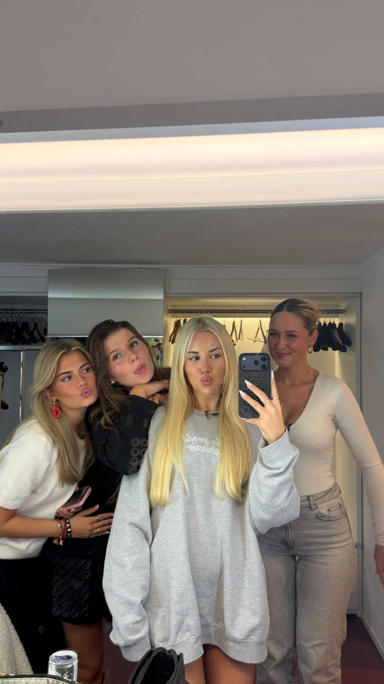 samantrasunny snapchat image archive image