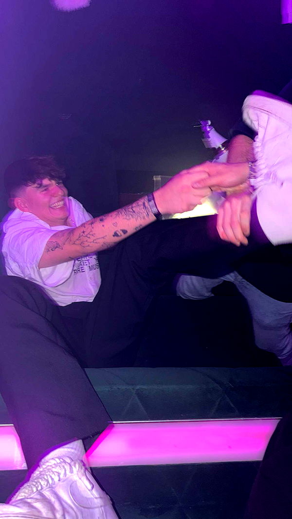 samantrasunny image ~ Altpins