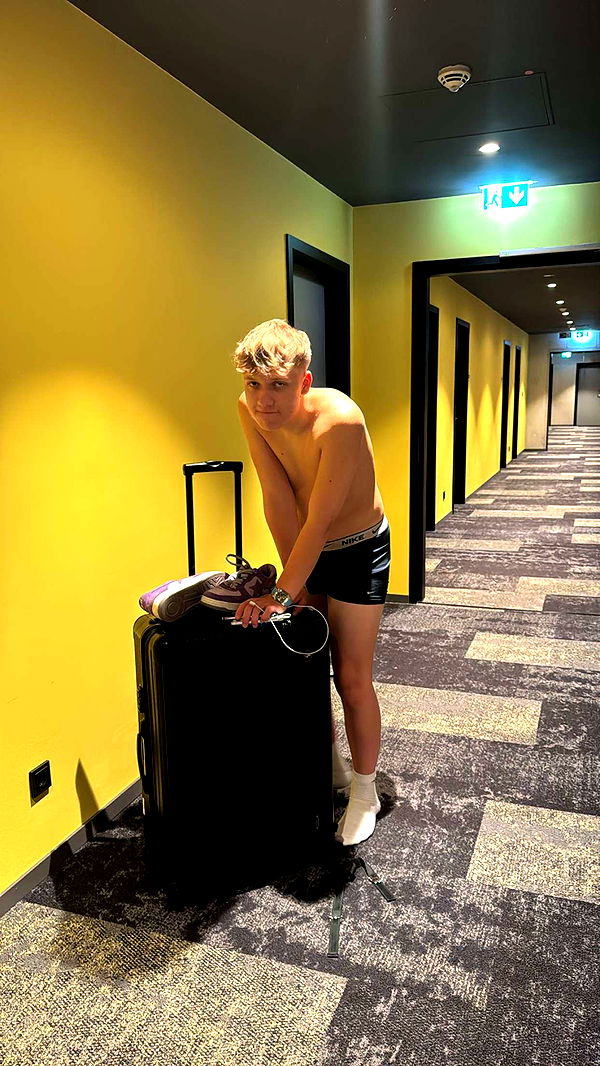 samantrasunny image ~ Altpins