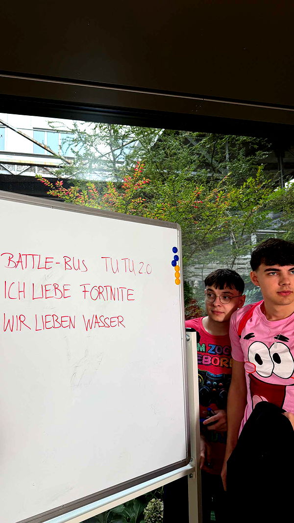 samantrasunny image ~ Altpins