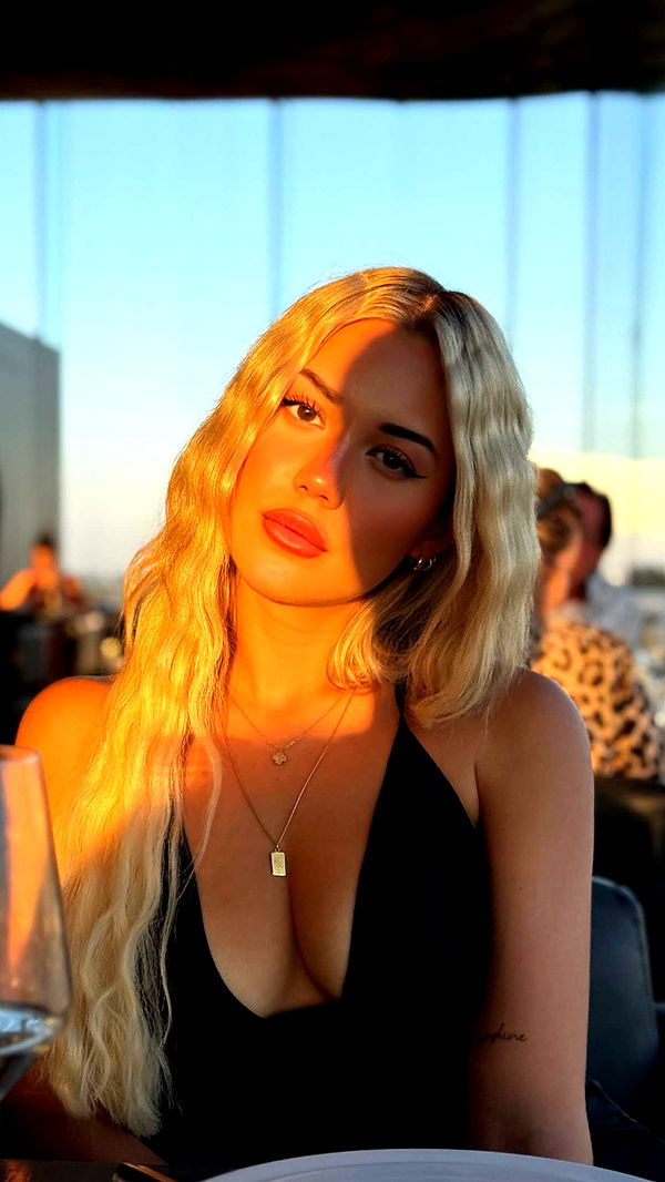 samantrasunny image ~ Altpins