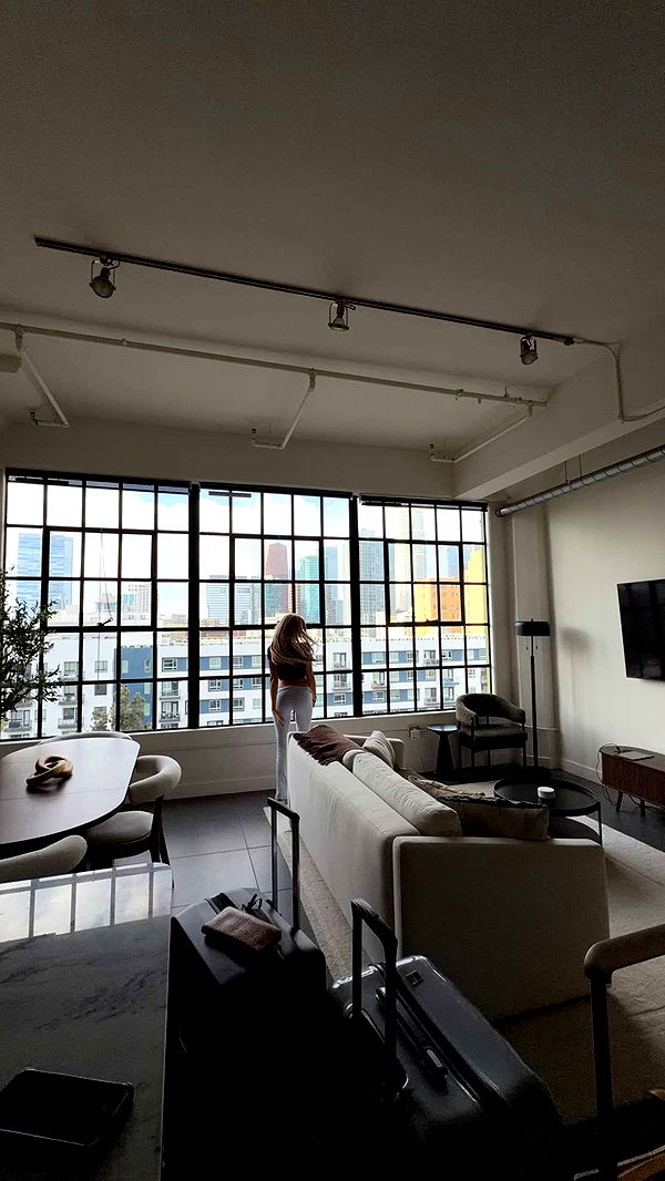 samantrasunny image ~ Altpins