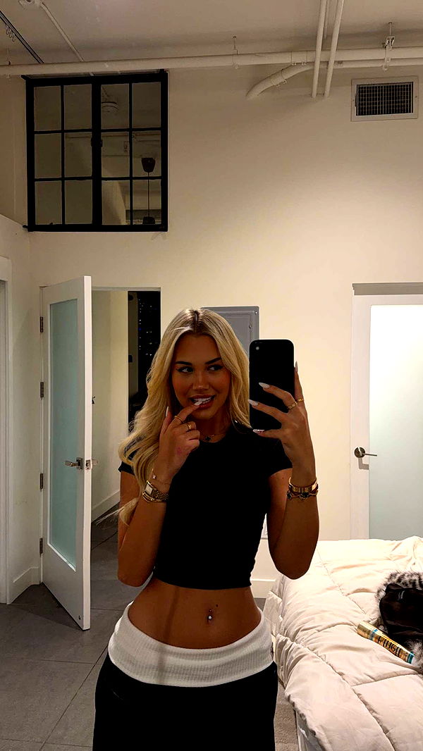 samantrasunny image ~ Altpins