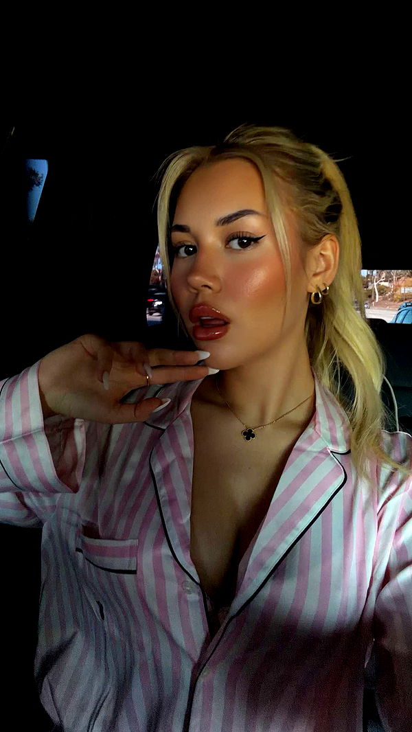 samantrasunny image ~ Altpins