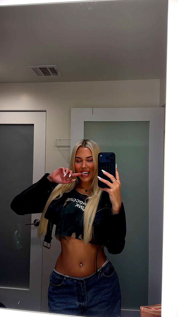 samantrasunny image ~ Altpins