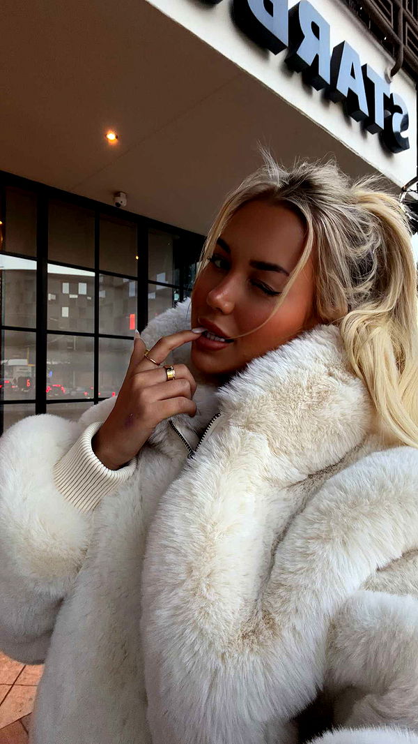 samantrasunny image ~ Altpins