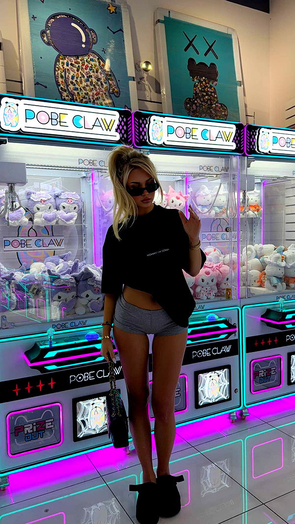 samantrasunny image ~ Altpins