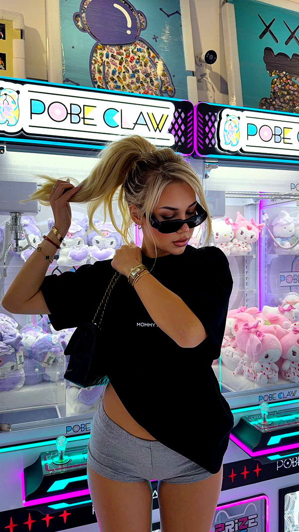 samantrasunny image ~ Altpins