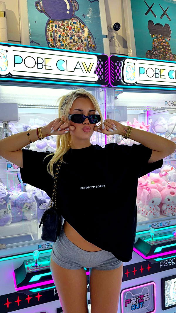 samantrasunny image ~ Altpins