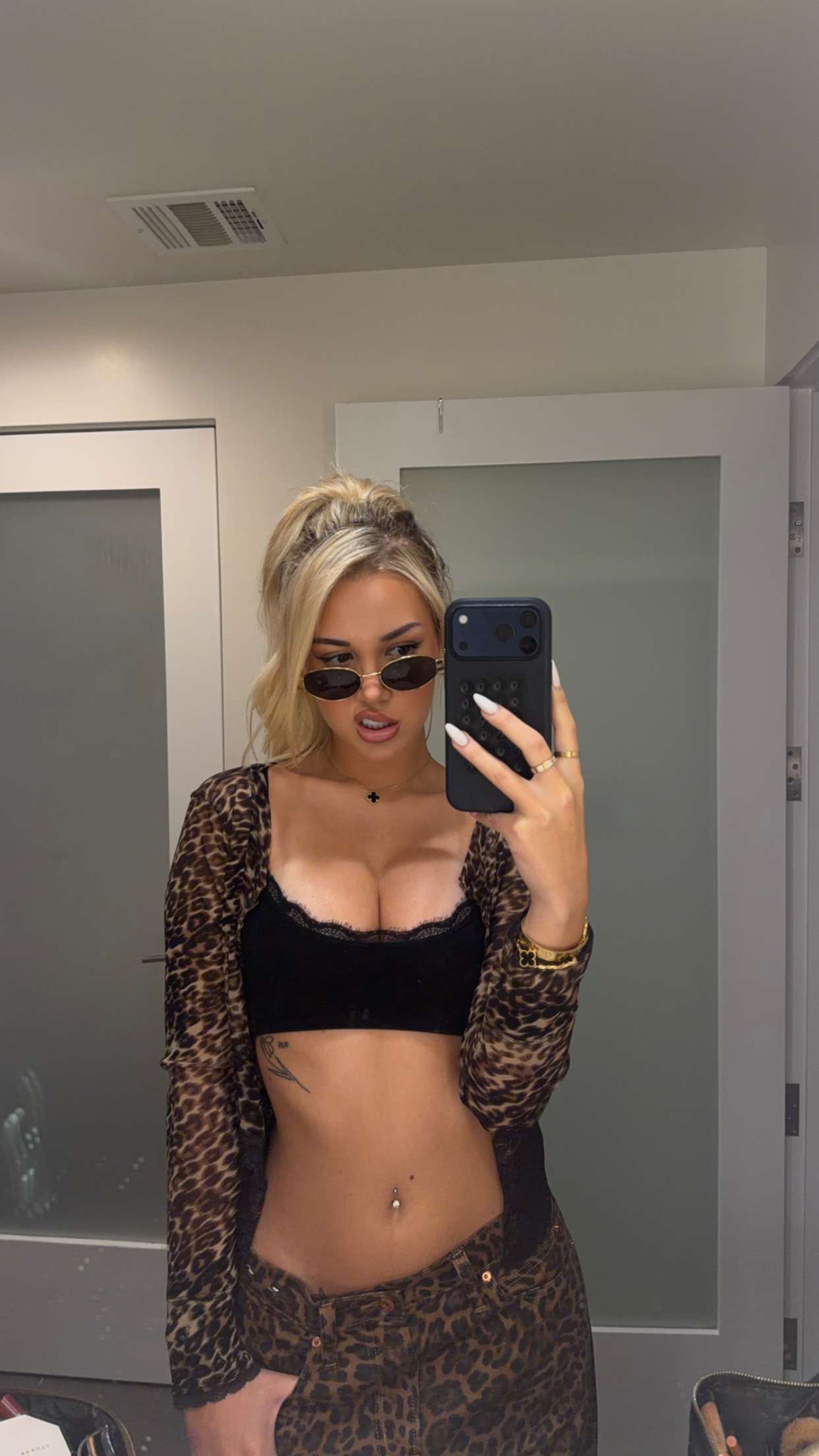 samantrasunny snapchat image archive image