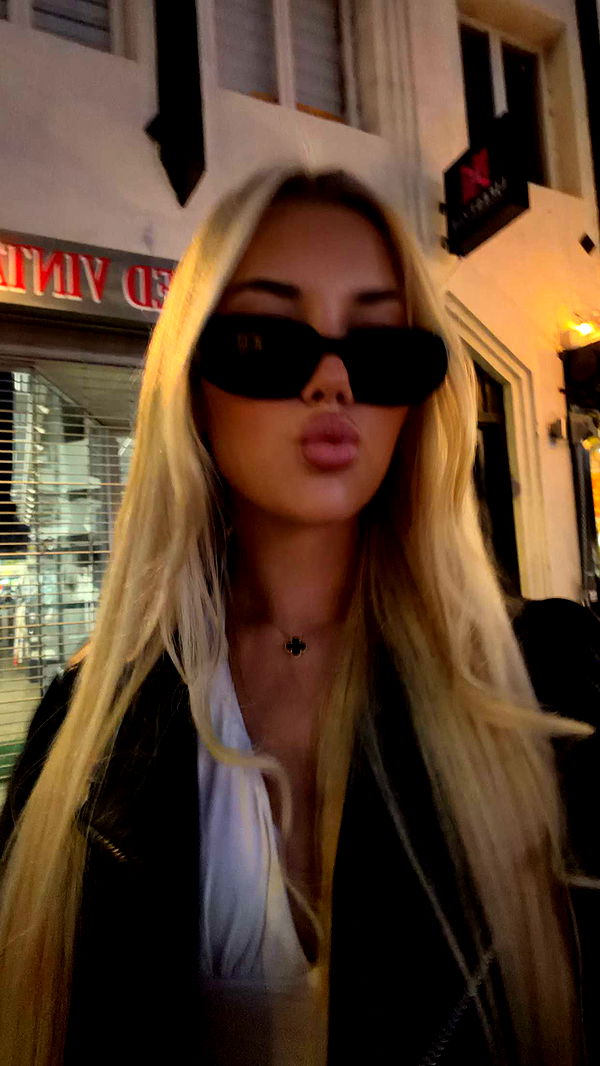 samantrasunny image ~ Altpins