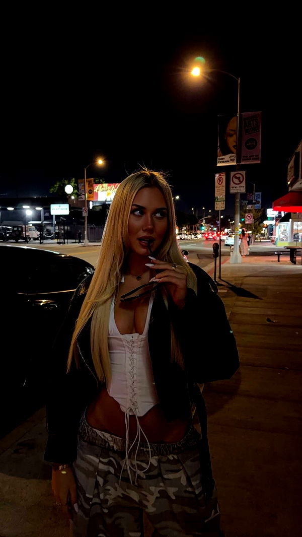 samantrasunny image ~ Altpins