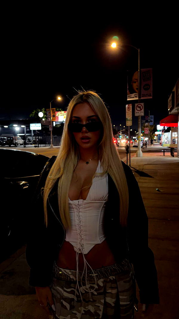 samantrasunny image ~ Altpins