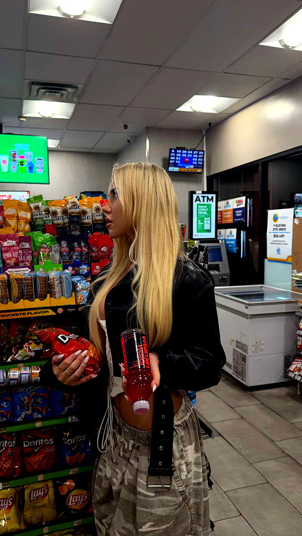 samantrasunny image ~ Altpins