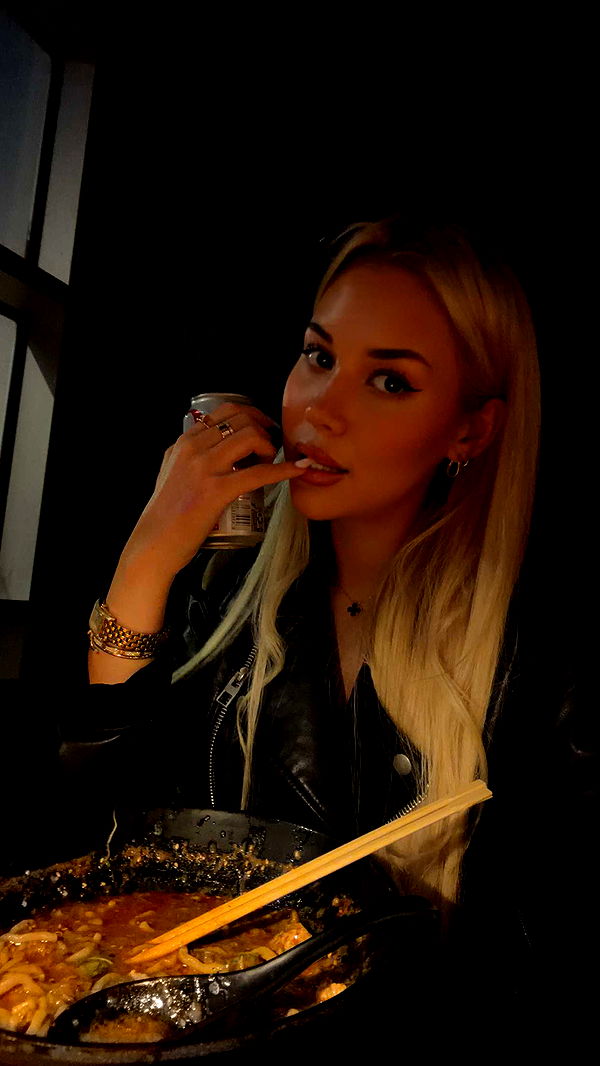 samantrasunny image ~ Altpins