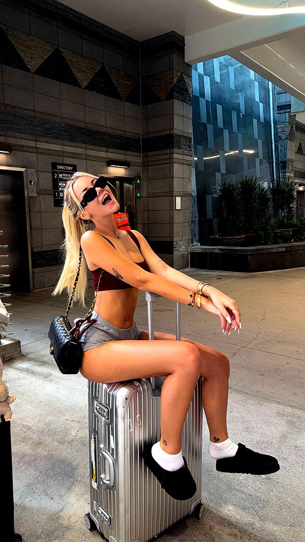 samantrasunny image ~ Altpins