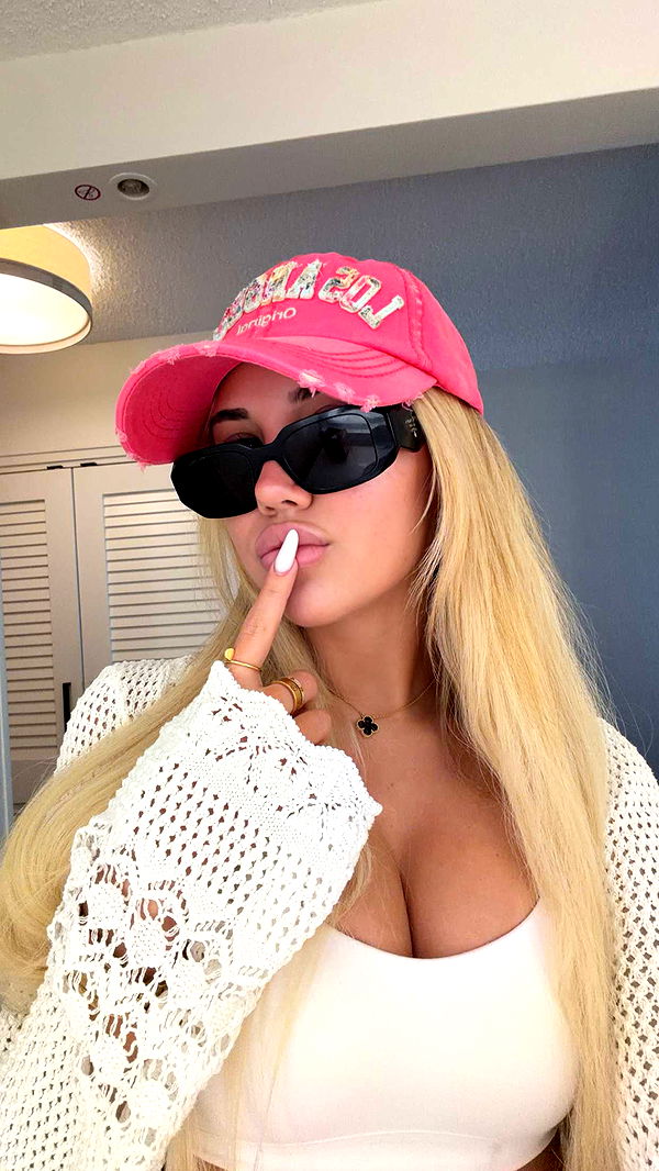 samantrasunny image ~ Altpins