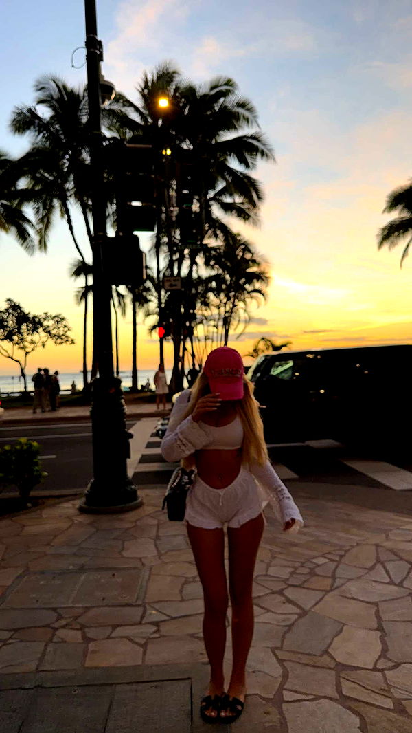 samantrasunny image ~ Altpins