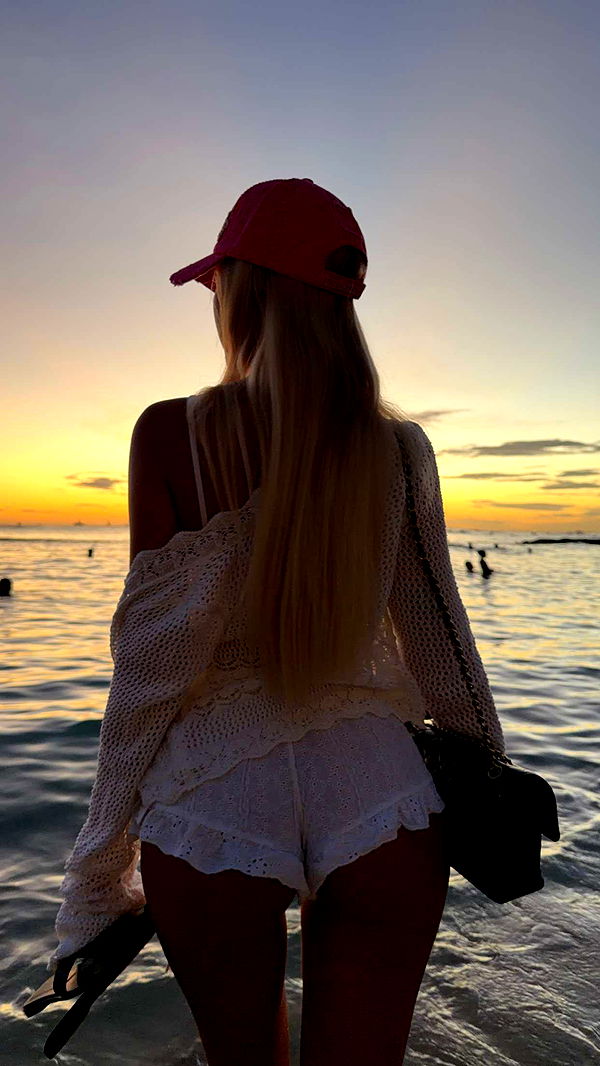 samantrasunny image ~ Altpins