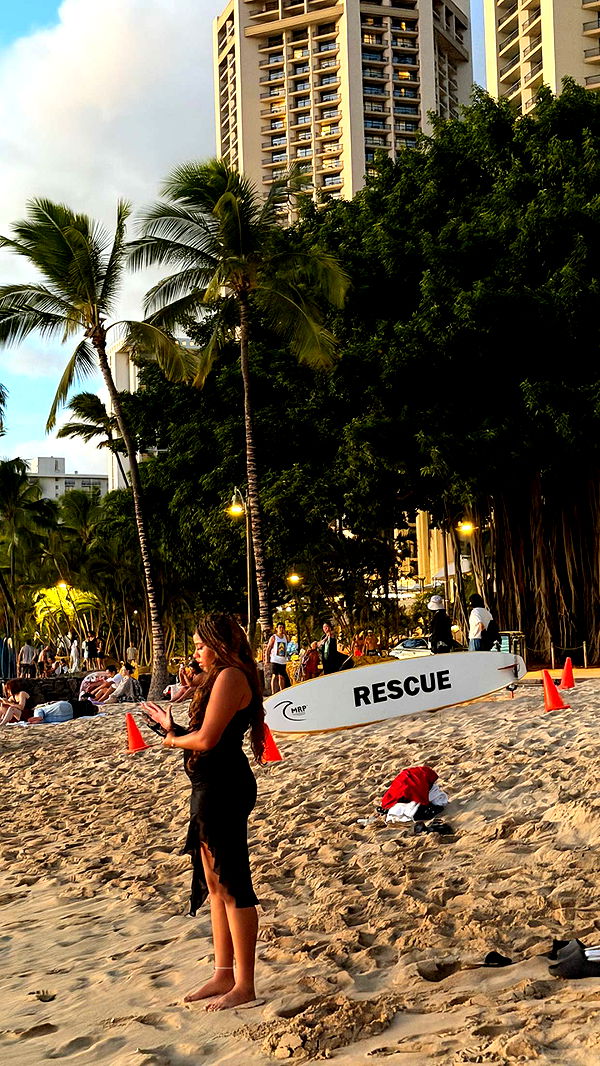 samantrasunny image ~ Altpins