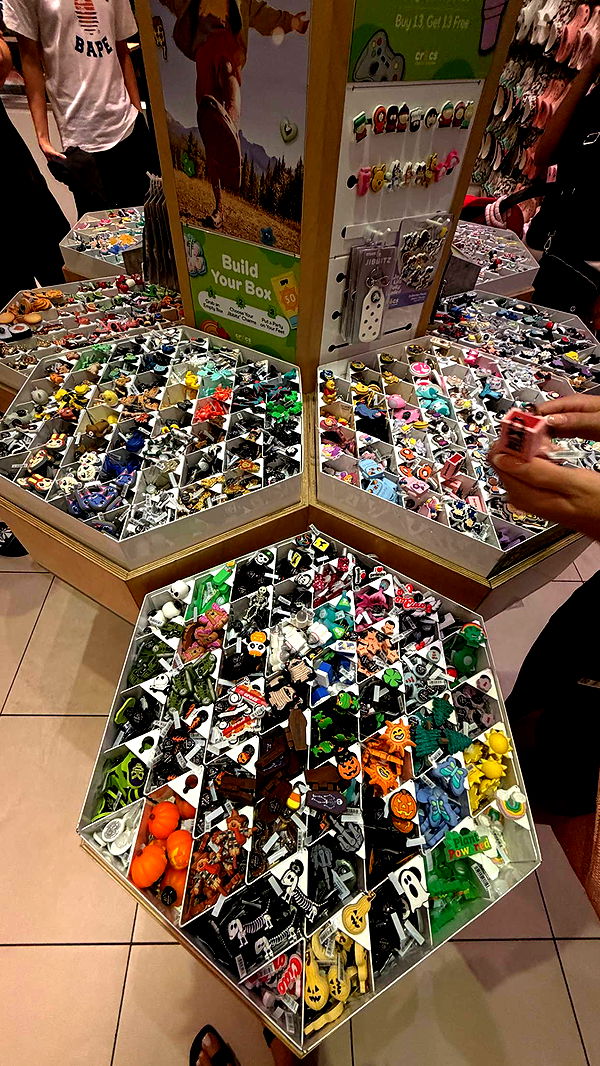 samantrasunny image ~ Altpins