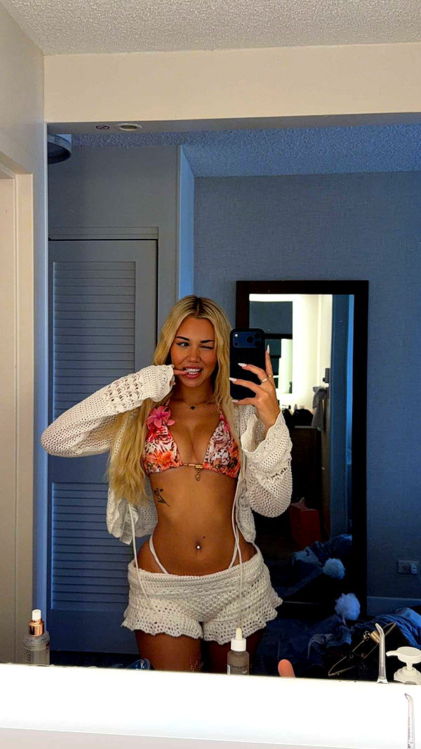 samantrasunny image ~ Altpins