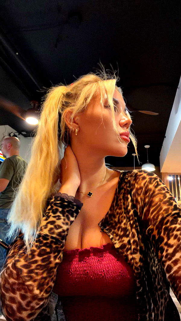 samantrasunny image ~ Altpins