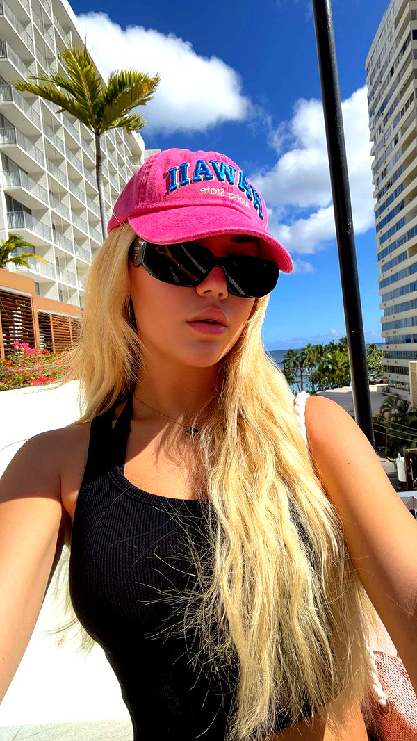 samantrasunny image ~ Altpins