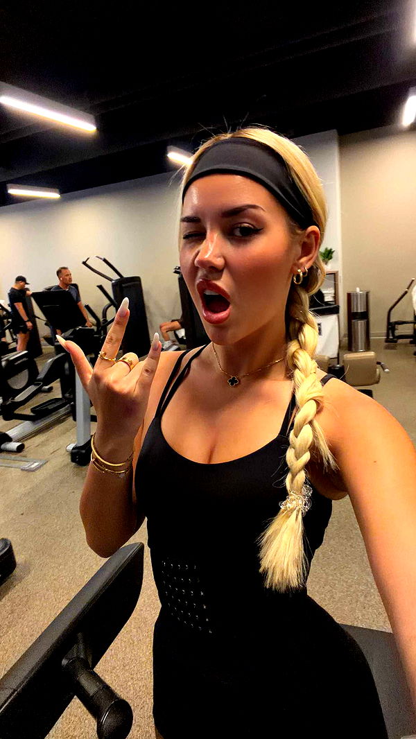 samantrasunny image ~ Altpins