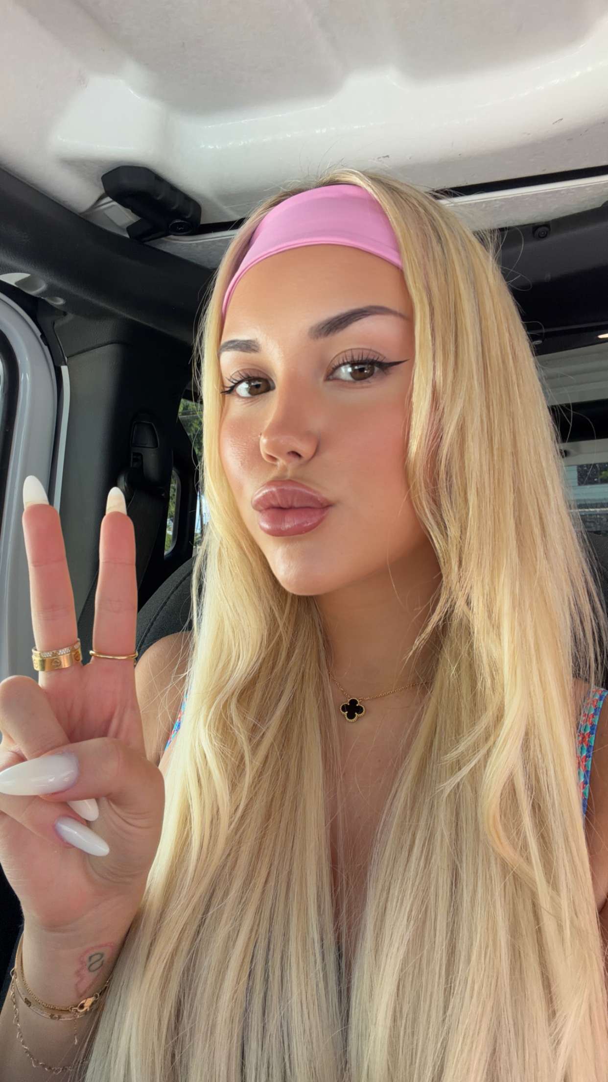 samantrasunny snapchat image archive image