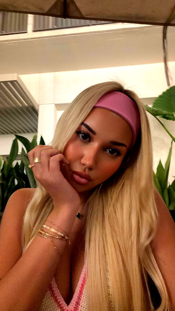 samantrasunny image ~ Altpins