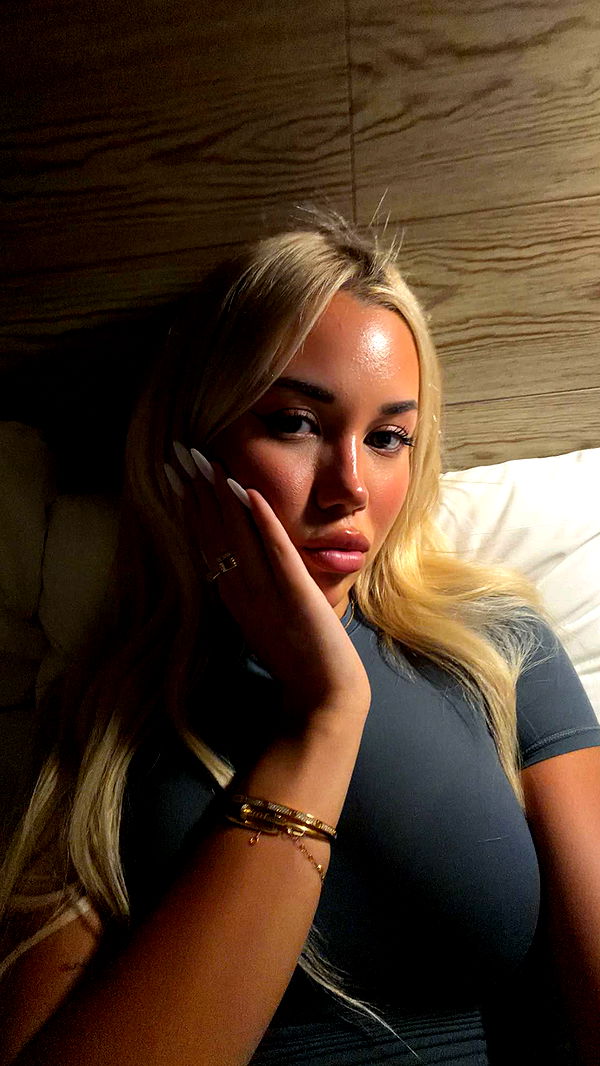 samantrasunny image ~ Altpins