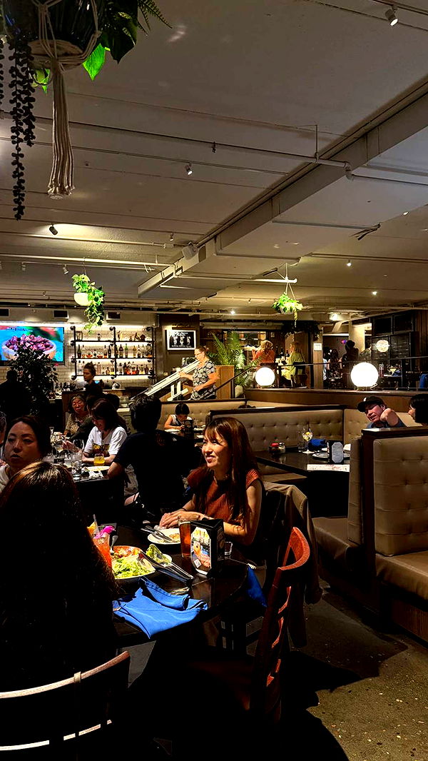 samantrasunny image ~ Altpins