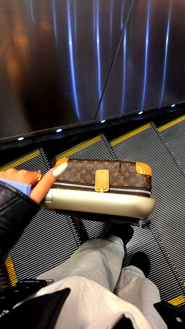 samantrasunny image ~ Altpins