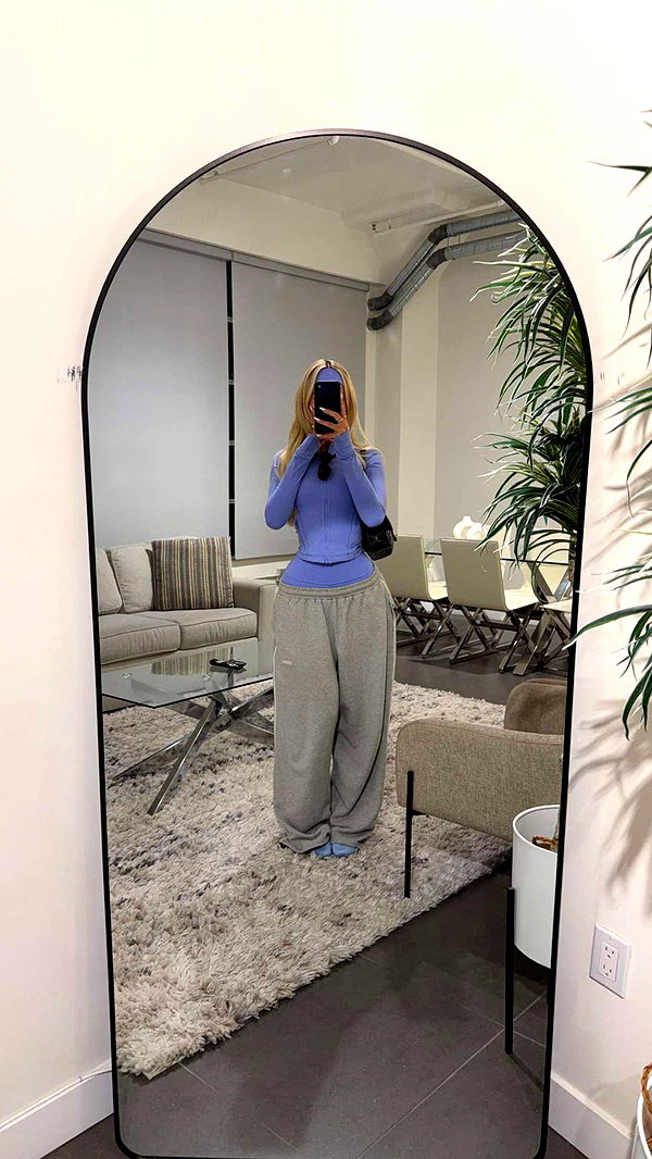 samantrasunny image ~ Altpins