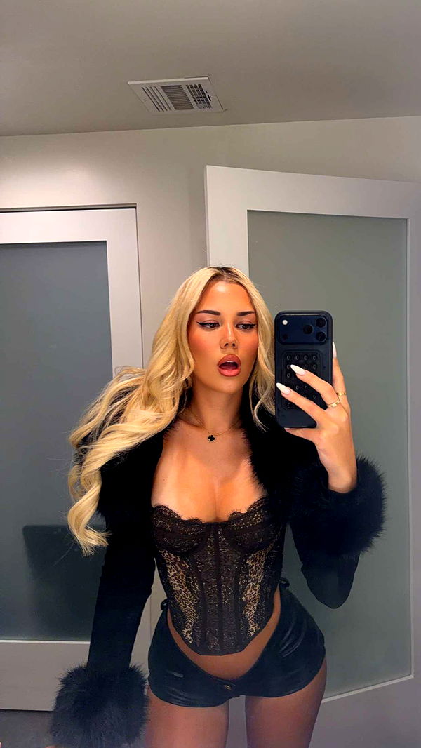 samantrasunny image ~ Altpins