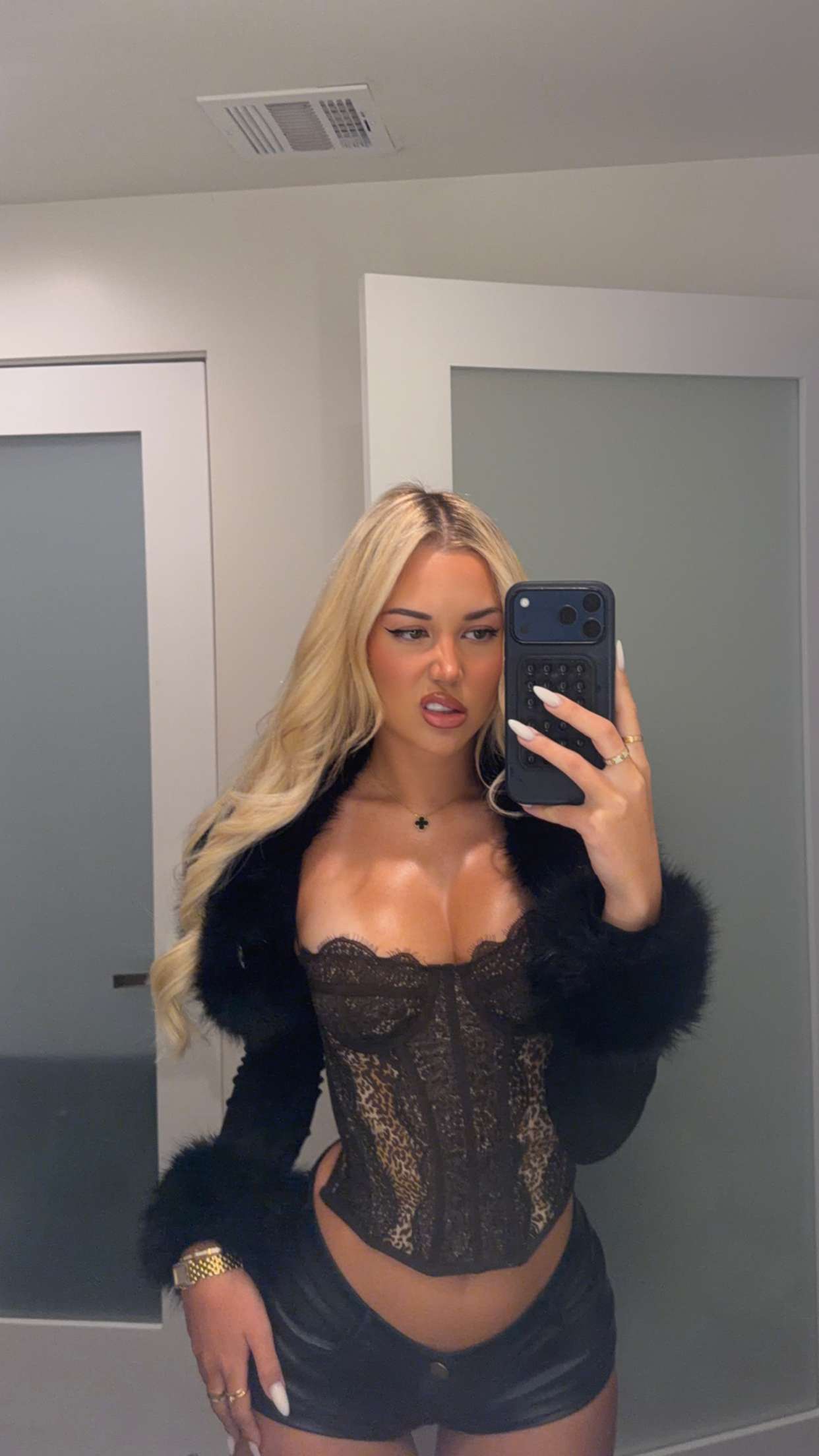 samantrasunny snapchat image archive image