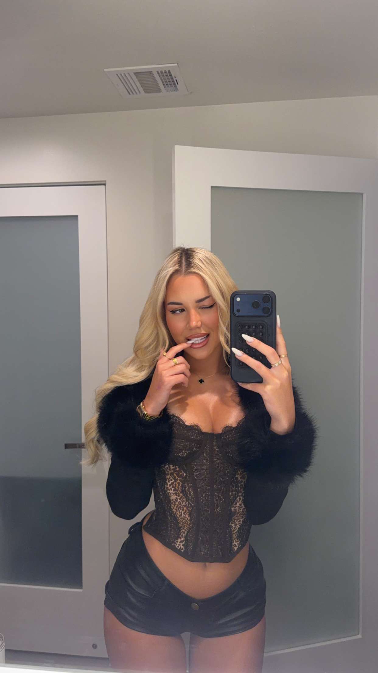 samantrasunny snapchat image archive image