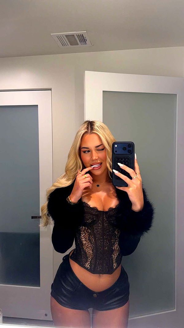 samantrasunny image ~ Altpins