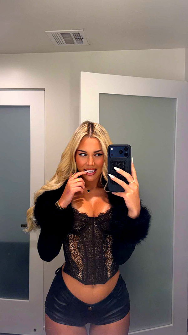 samantrasunny image ~ Altpins