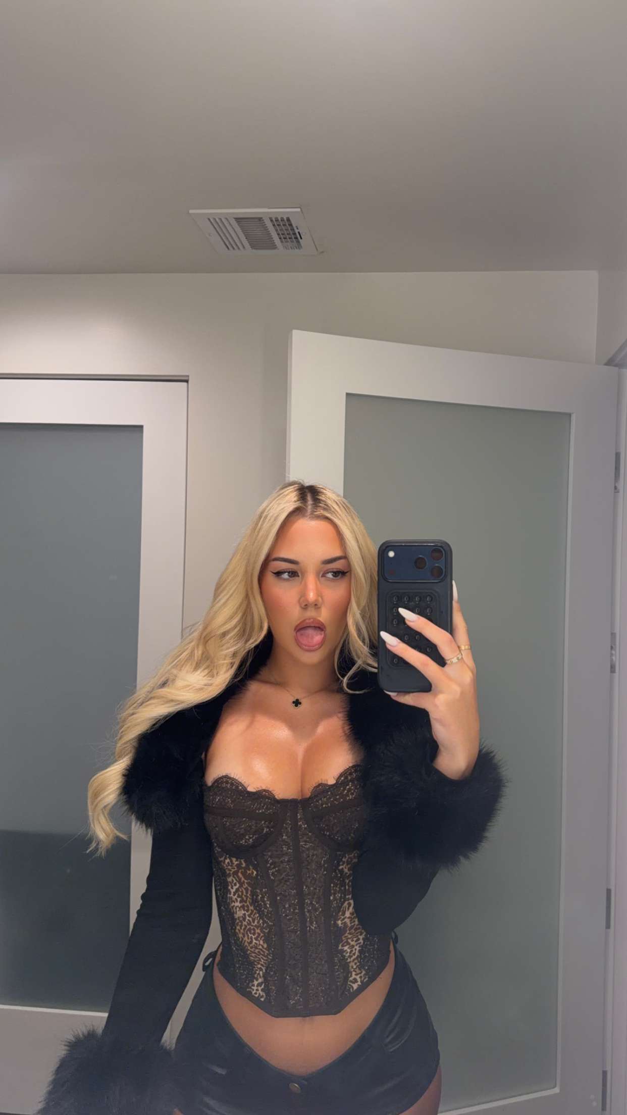 samantrasunny snapchat image archive image