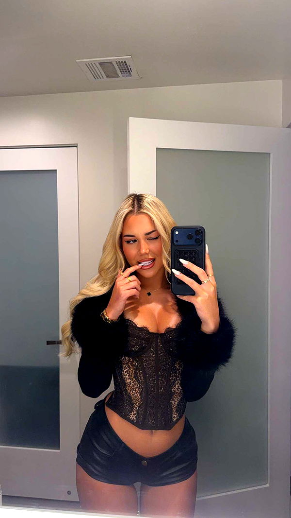 samantrasunny image ~ Altpins