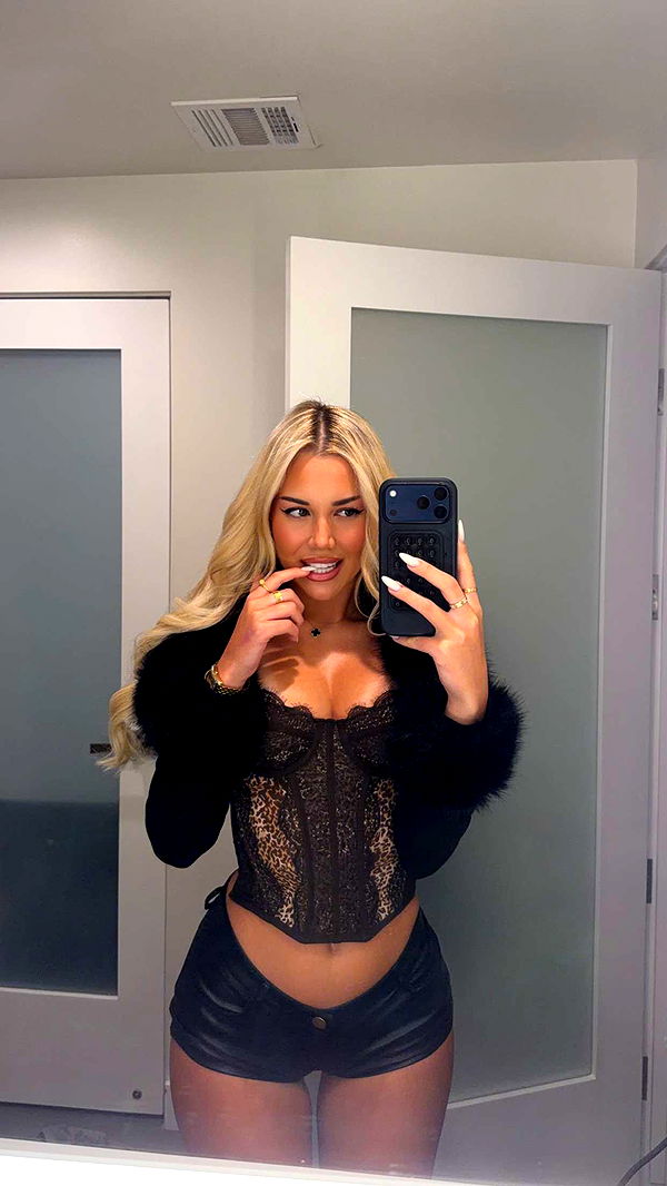 samantrasunny image ~ Altpins